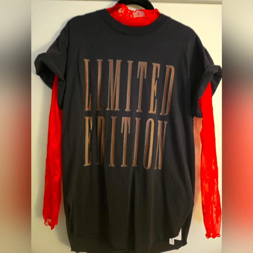 LIMITED EDITION ~ black distressed Tee